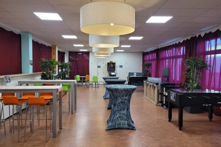 Omroep Gelderland bezoekt het examencafé van Pallas