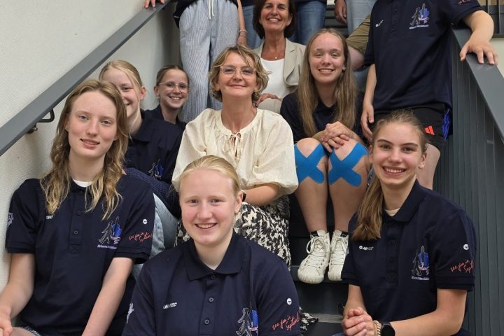 Airborne Wandeltocht en Pallas Athene College slaan handen ineen