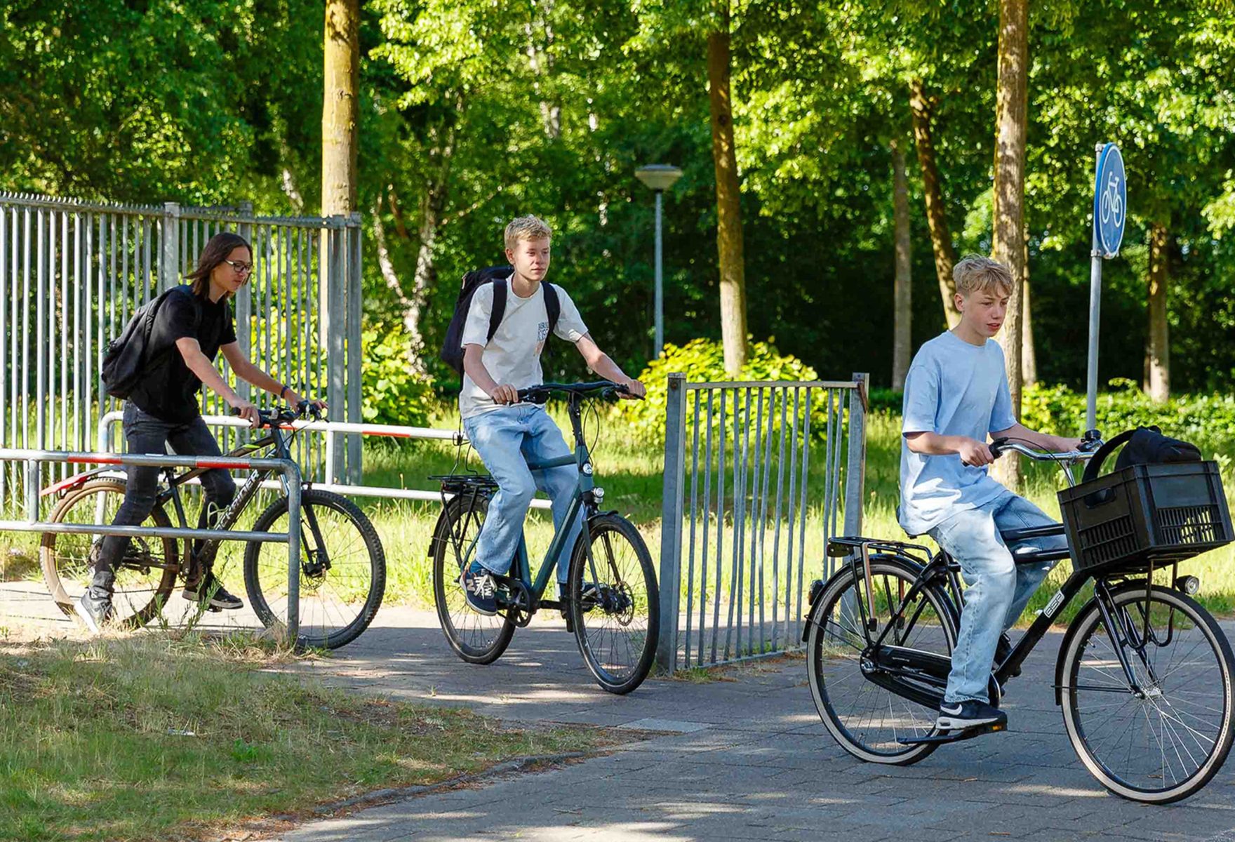 Vakantie en vrije dagen; ziekte en verlof
